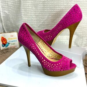 (N8) ENZO Sully Pink Suede Laser Cut Platform Heels Women's Size 8.5